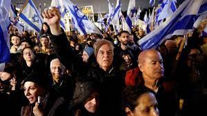 Over 90,000 Israelis protest against Supreme Court reform